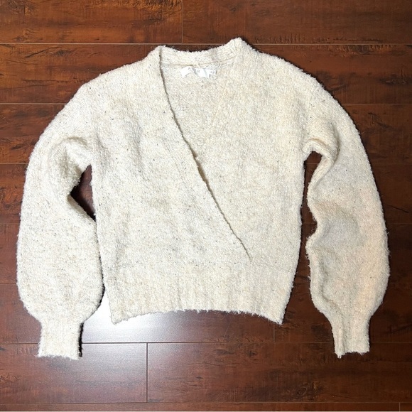 ASTR The Label Wrap Style Sweater Cream Boucle Balloon Sleeve Pullover Size XS - Picture 2 of 10